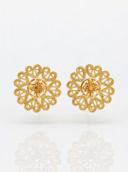 Iris Studs